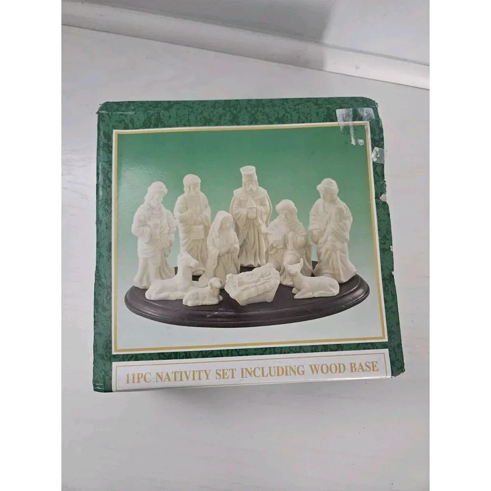 World Bazaars Nativity Set - Jade Collection‎ 11pc Including Wood Base